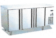 7′ Undercounter Freezer (3 Door) M-SCX-2000F3